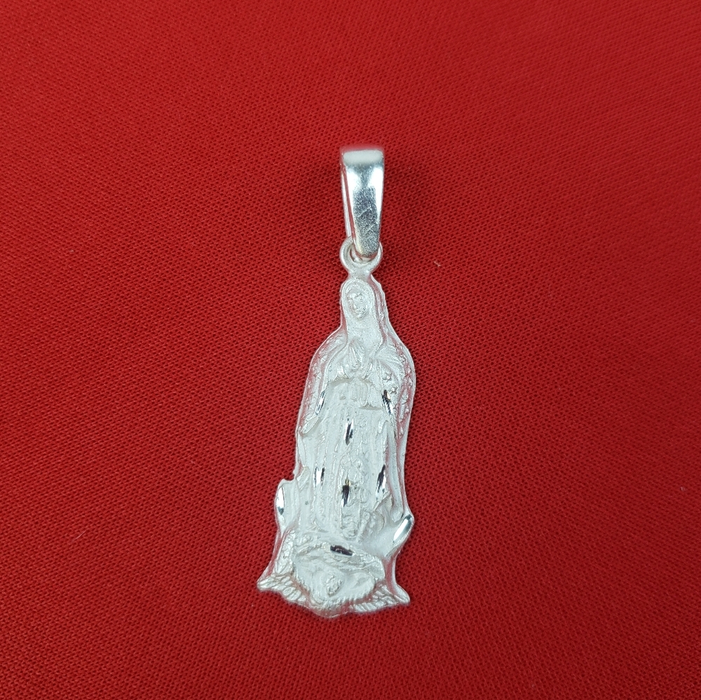 925 sterling silver virgin Mary pendant/ virgen de Guadalupe de plata fina‎ 925